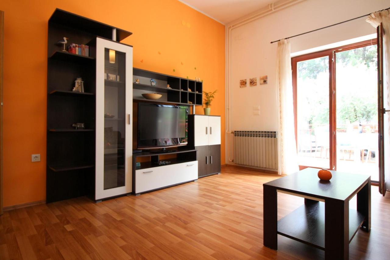 Apartment Ema Near City Center Пореч Экстерьер фото